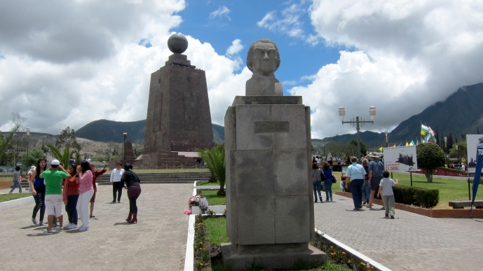 mitad del mundo equatore viaggi ecuador